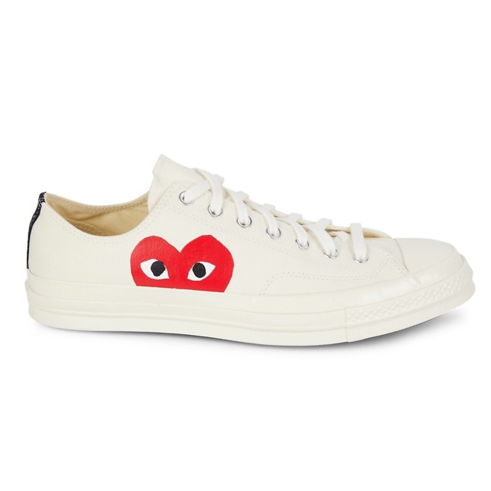 Commes Des Garçons PLAY Converse